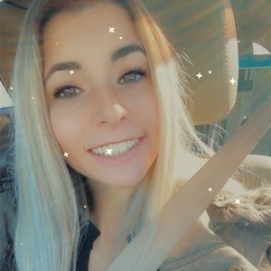 Meet your Posher, Tina